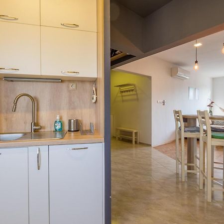 Artistic & Spacious 2Bd Central Apt By Flat Mаnager София Экстерьер фото